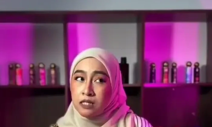 Hiasan bunga pastel untuk koleksi wangian
